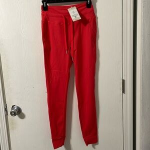 HALARA NWT High Waisted Coral Elastic Waistband Ankle Joggers Size XSP